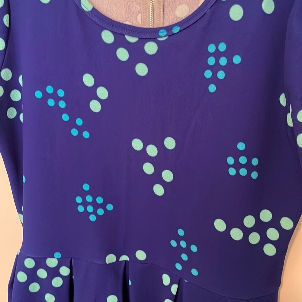 LuLaRoe Amelia Dress: Blue with Blue/Sea-foam Green Dots with Pockets (XL) - Picture 2 of 4
